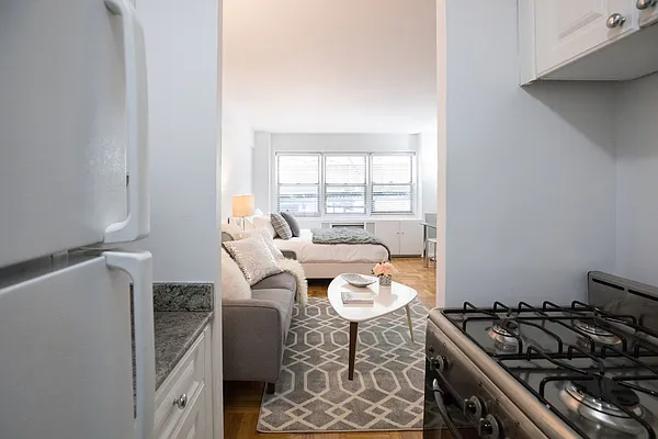Sold by Compass | media 4