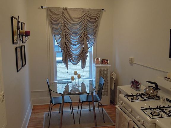 5th image of 616 Lincoln Ave APT 204