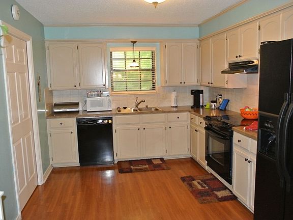 5th image of 4908 Twin Oaks