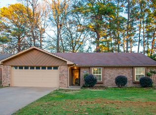 702 Northwest Dr, Longview, TX 75604