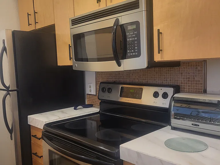 941 Calle Mejia #306 — Photo 12