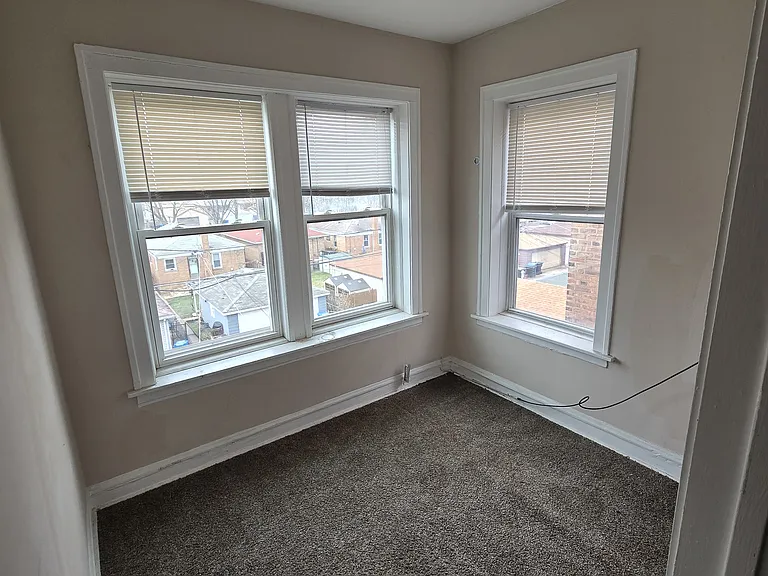 10718 S Avenue C #3 — Photo 8