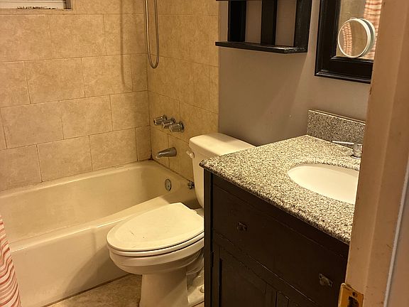 5th image of 216 F St