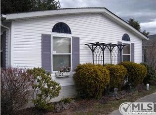 102 Seattle Slew Dr, Howell, NJ 07731