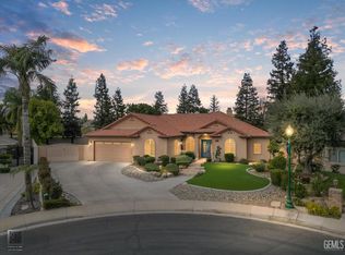 10408 Barnes Dr, Bakersfield, CA 93311