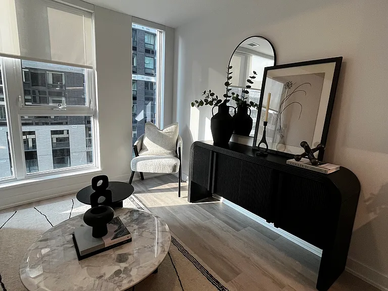 400 Albert St — Photo 37
