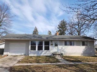 1704 Jackson St, Saginaw, MI