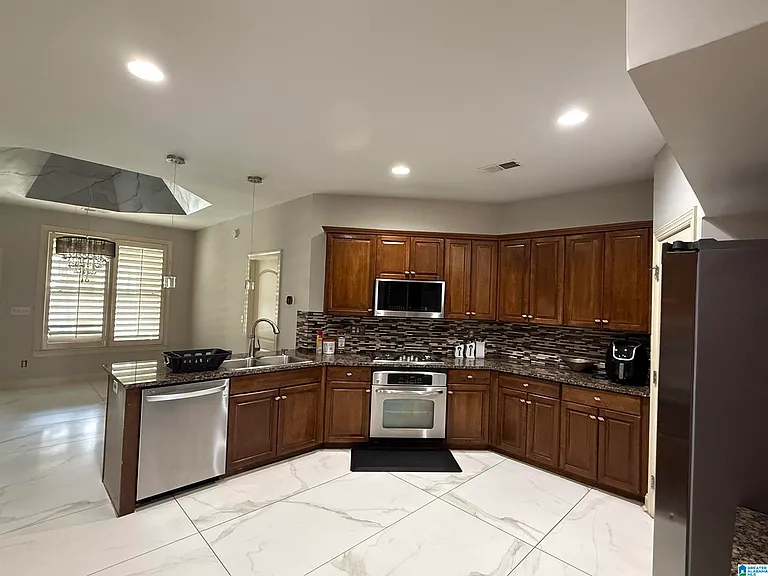 2304 Arbor Glenn — Photo 8