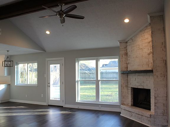 3rd image of 6655 Wilder Dr