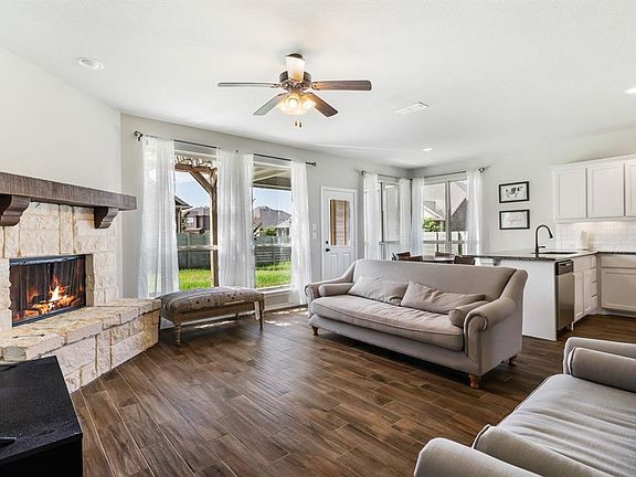 5th image of 81 Oakmont Dr #L