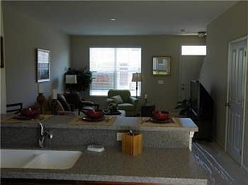 4th image of 4273 Parkway Centre Dr
