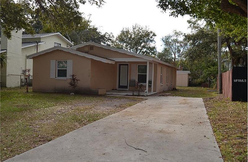 1st image of 1062 Douglas Ave