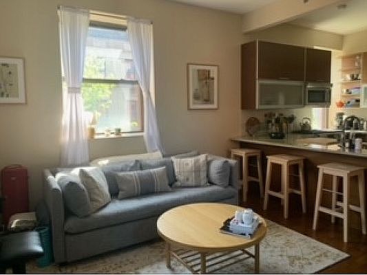 4th image of 159 W 118th St APT 4B