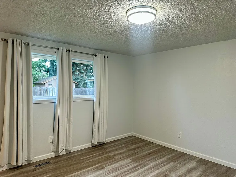 5218 Barry Ave — Photo 17