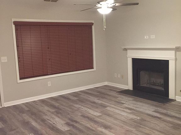 Vaulted family room with fireplace