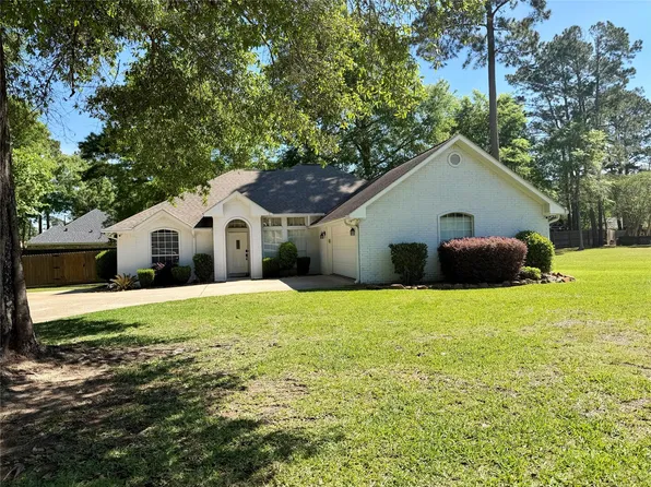 112 Wildwood Dr, Livingston, TX 77351