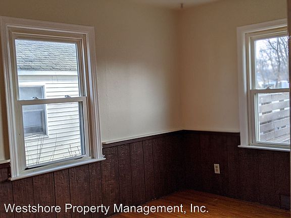 5th image of 2333 W Sherman Blvd