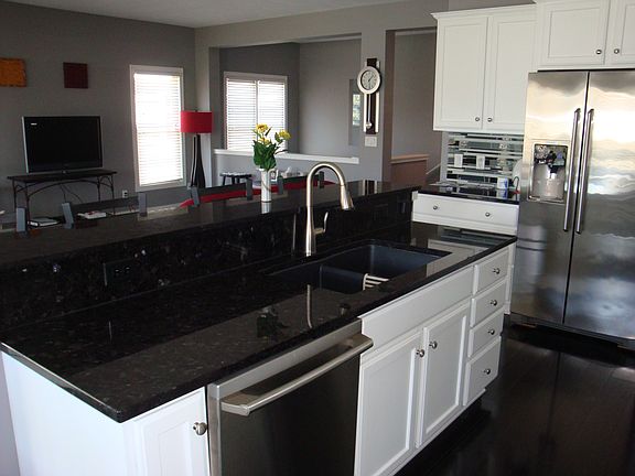 4th image of 1689 S Trillium Cir