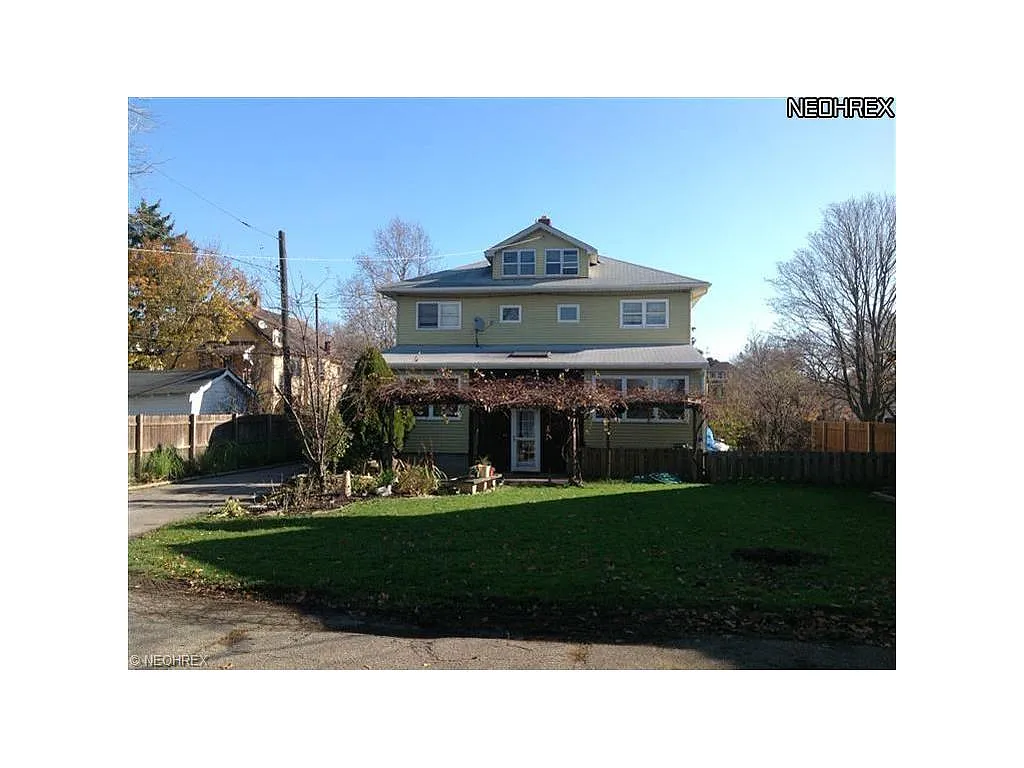 3350 West Blvd photo 1