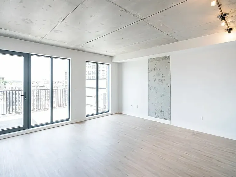 815 Flatbush Ave #721 — Photo 3