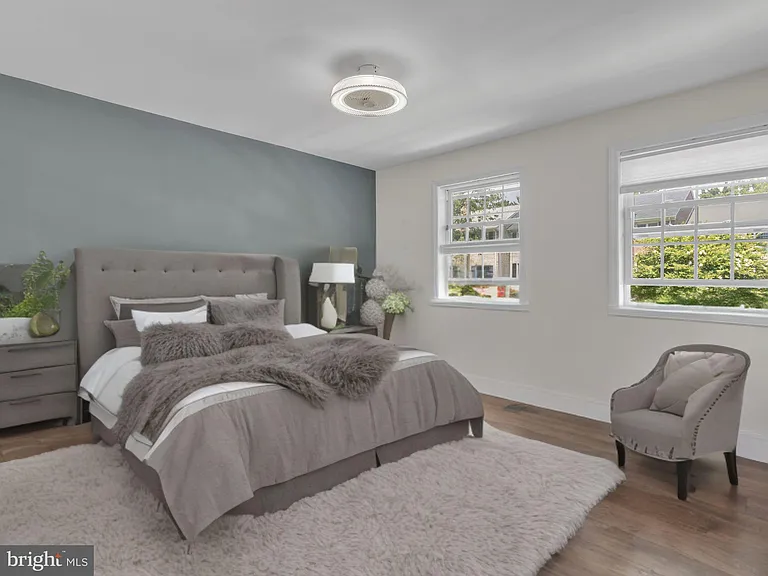 8247 Clifton Farm Ct — Photo 7