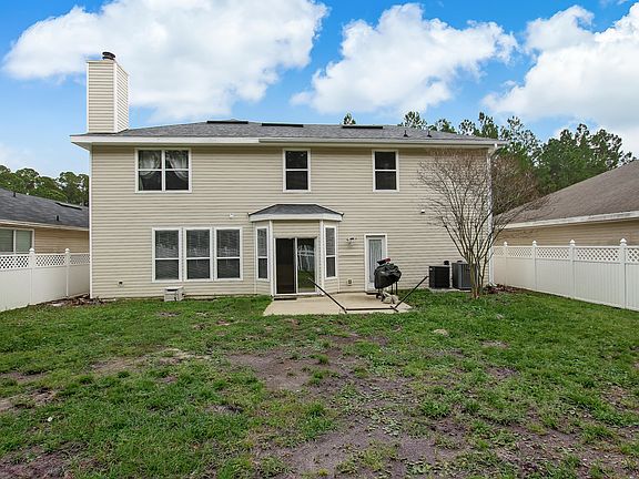 3rd image of 12198 Jade Point Ct
