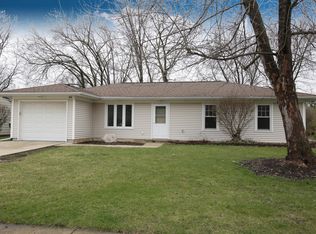 609 S 13th Ave, St Charles, IL 60174