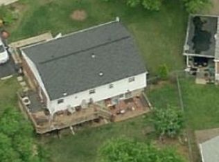 2119 Culpeper Dr, Woodbridge, VA 22191