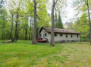 6902 Lakeland Dr, Rhinelander, WI 54501