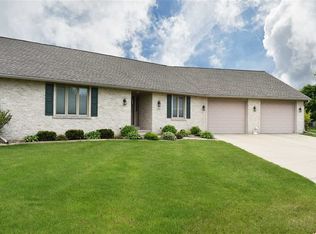 1670 Penny Pl, Green Bay, WI 54302