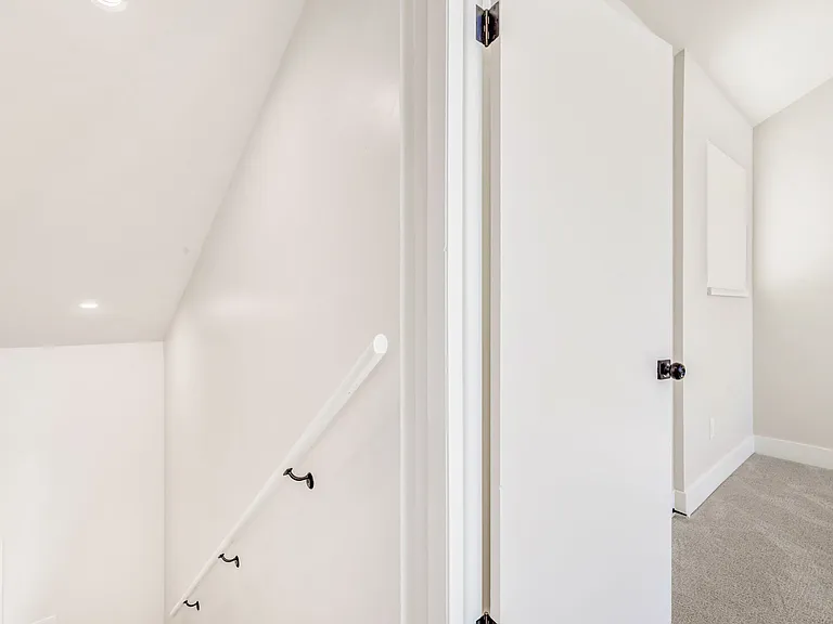 2 bedrooms and full bath on the upper level