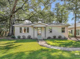 357 Azalea St, Fairhope, AL 36532
