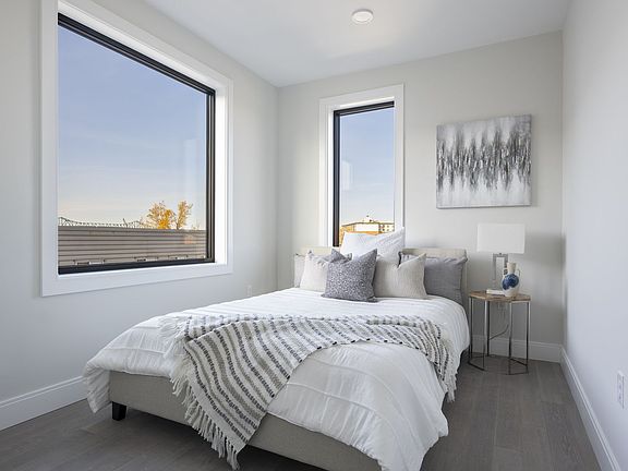 5th image of 152 Liverpool St #301