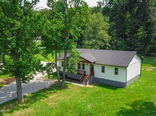 1120 Ironwood Trl, Shepherdsville, KY 40165