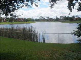3626 Valley Way, West Palm Beach, FL 33406