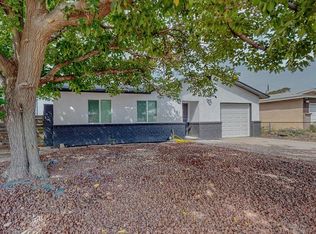 901 La Charles Dr NE, Albuquerque, NM 87112