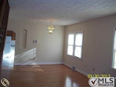 DINING AREA.JPG