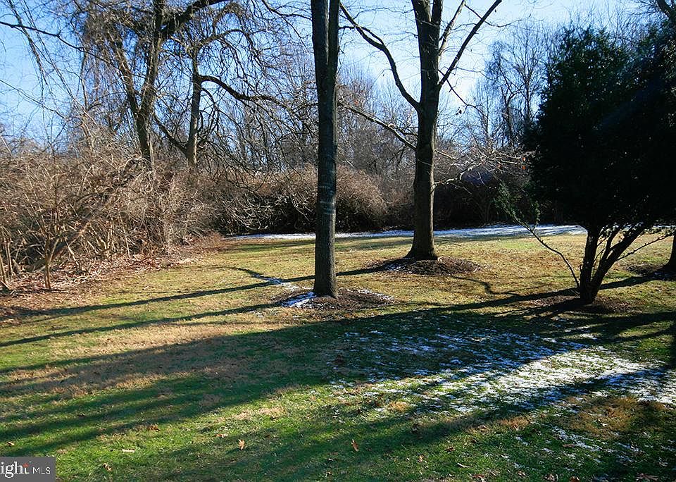 2nd image of 607 Worington Dr