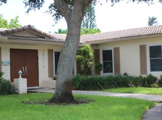 3831 N 43rd Ave, Hollywood, FL 33021