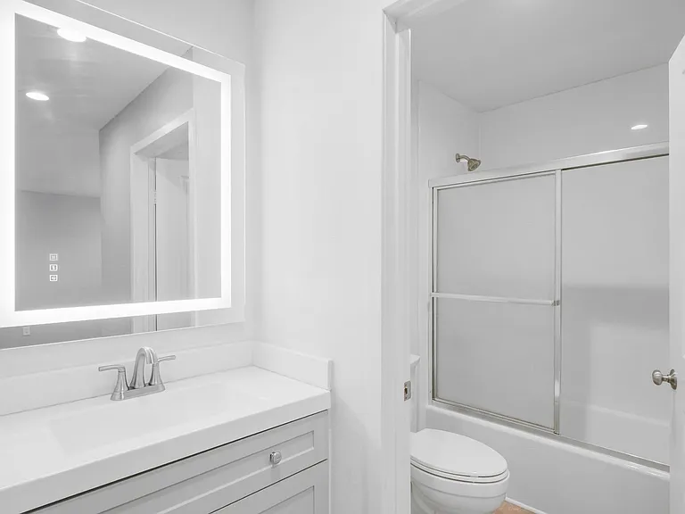 9175 Campina Dr #5 — Photo 6