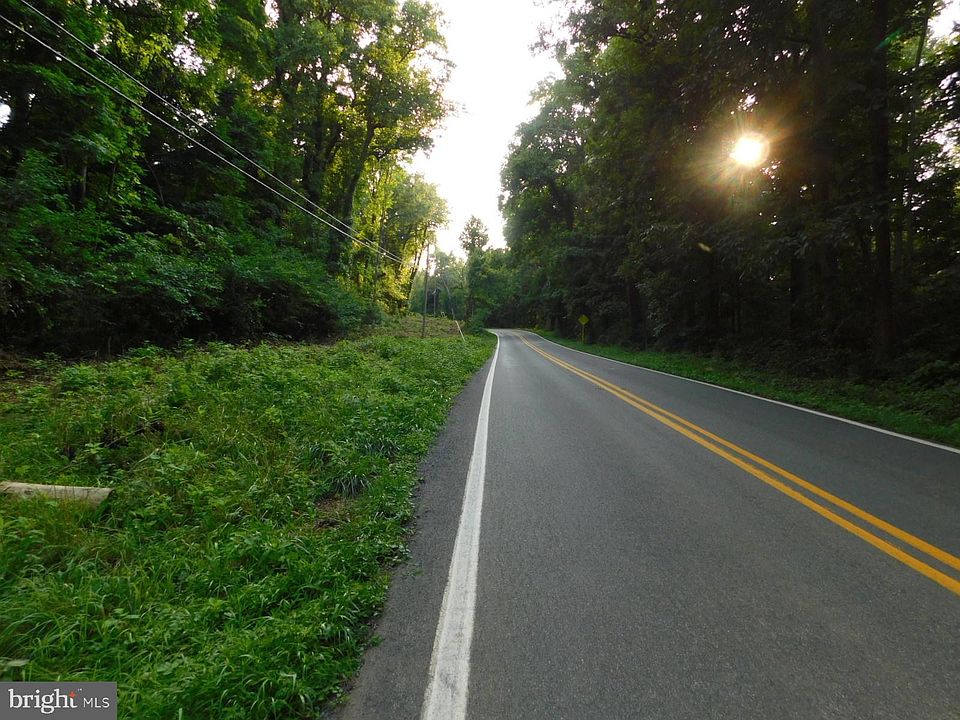 2nd image of Blueridge Mountain Rd