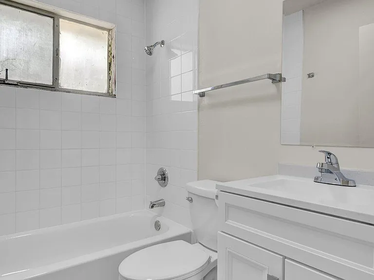 1201 Janes Ln #1207 — Photo 24