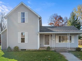 213 Clinton St, Auburn, IN 46706