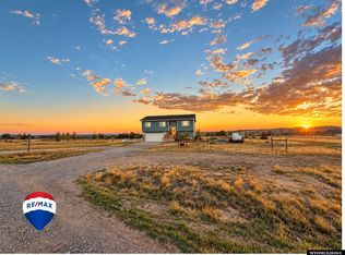 14 Windy Ridge Rd, Lander, WY 82520