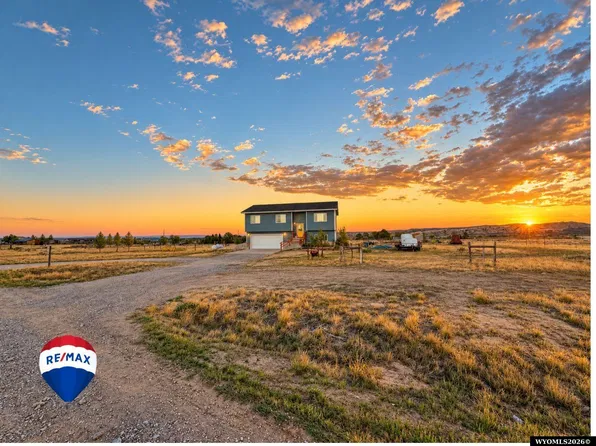 14 Windy Ridge Rd, Lander, WY 82520