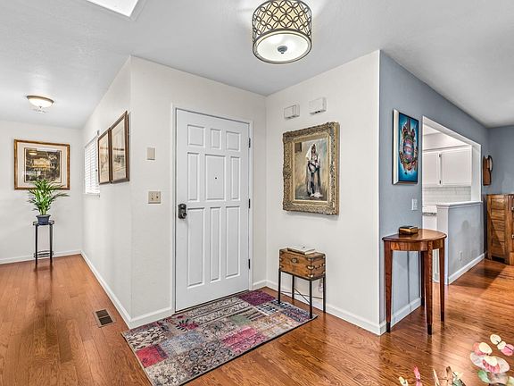 4th image of 2687 Reuben Ct