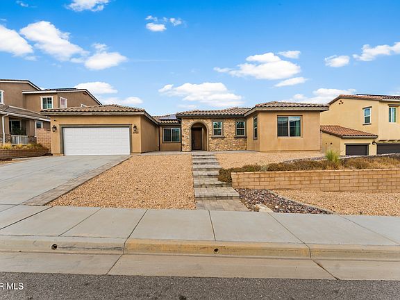 2nd image of 3993 Saddle Dr