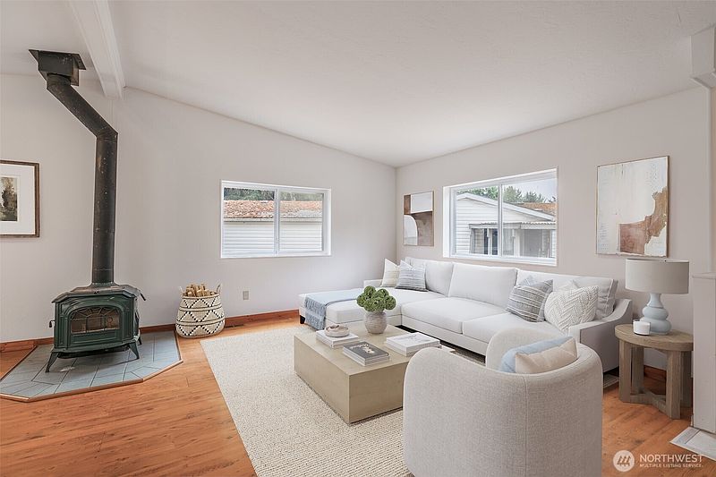 5th image of 12619 120th Avenue Ct E #7