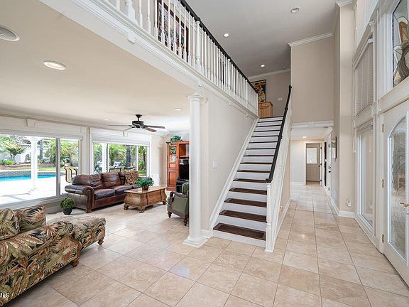 4th image of 31943 Watergate Ct