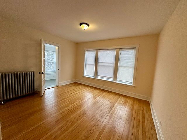 1st image of 7510 N Hoyne Ave APT 3
